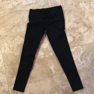 Victoria Secret sport leggings in good condition